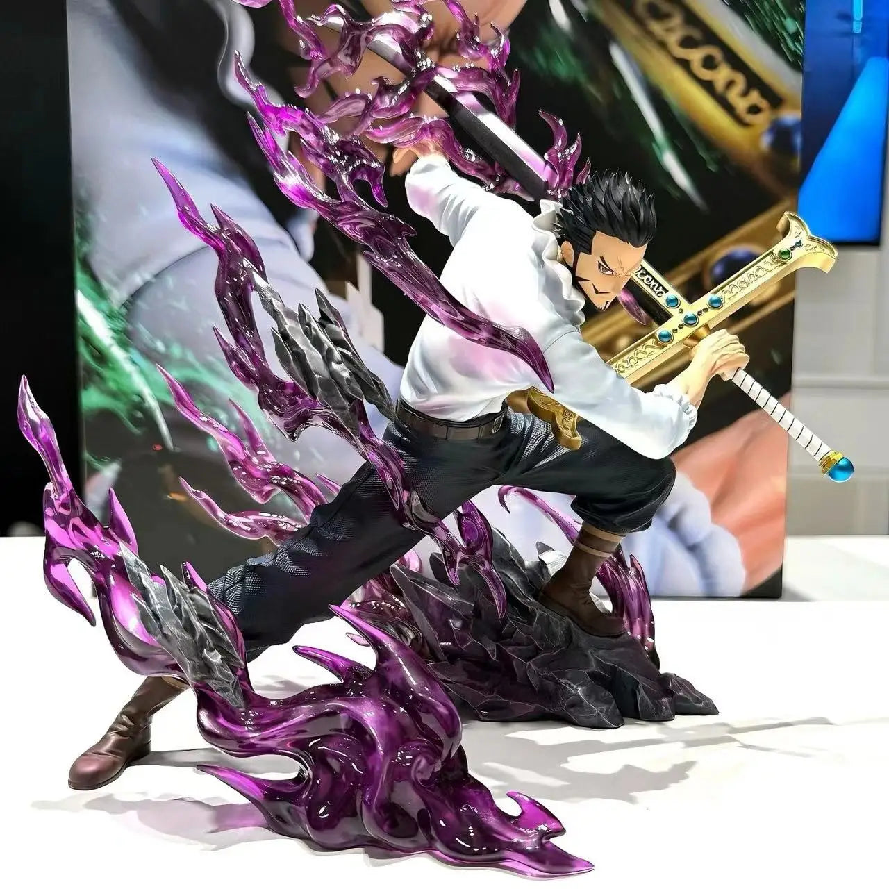 Figura 28CM Dracule Mihawk One Piece PVC ENVIO GRATIS